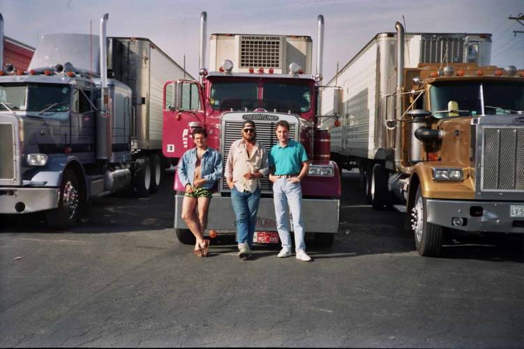 USA_1990-05-13 00-00-01_R02F32